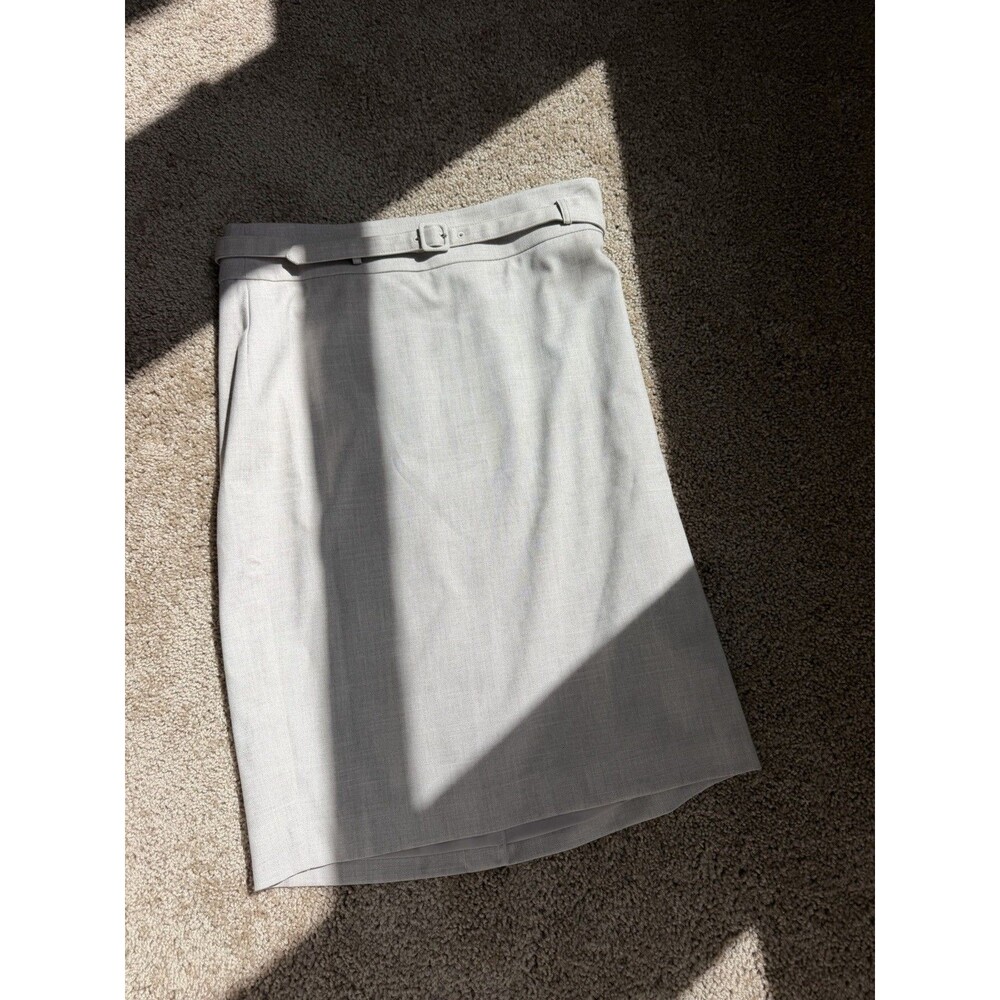 Ann Taylor Petite size 8P gray knee-length tailored silhouette skinny belt